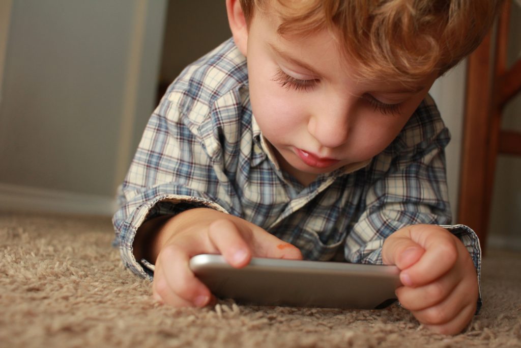 Child using smartphone